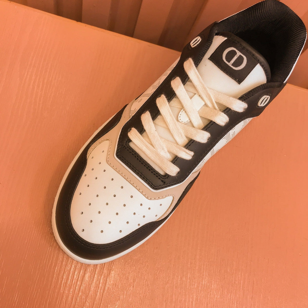CD B27 LOW-TOP SNEAKER BLACK-WHITE MESH CALFSKIN
