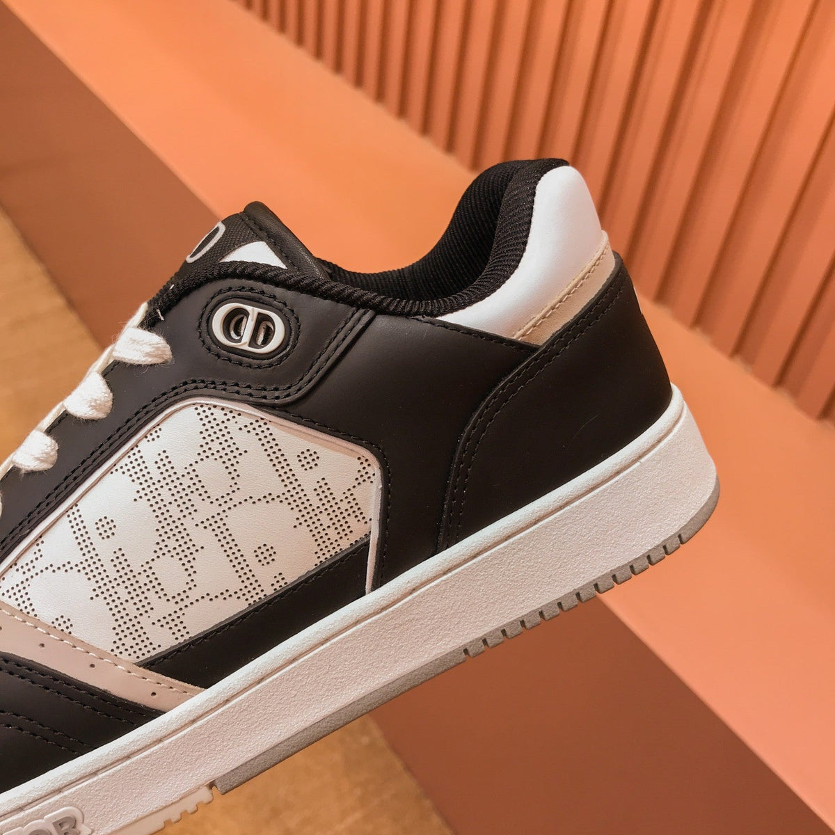 CD B27 LOW-TOP SNEAKER BLACK-WHITE MESH CALFSKIN