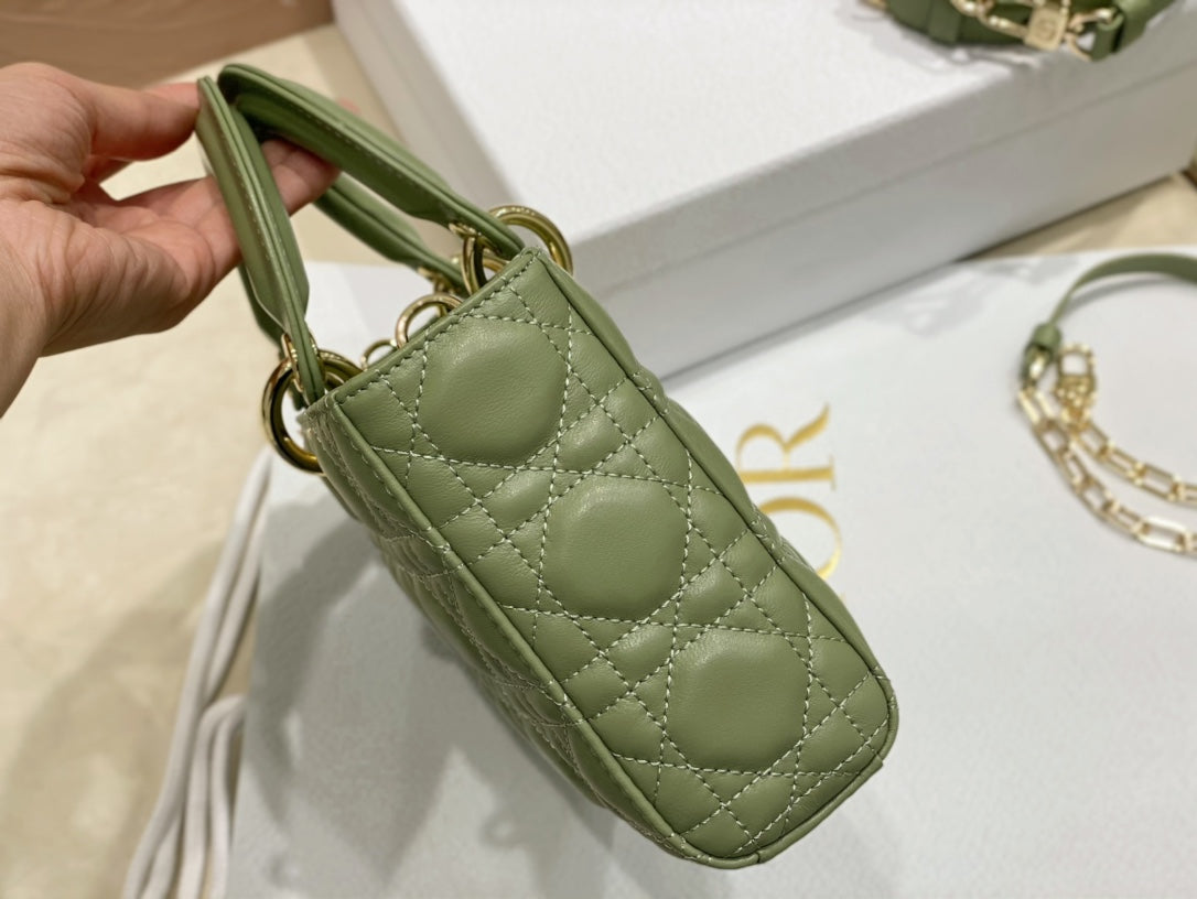 medium lady d-joy 26 green lambskin