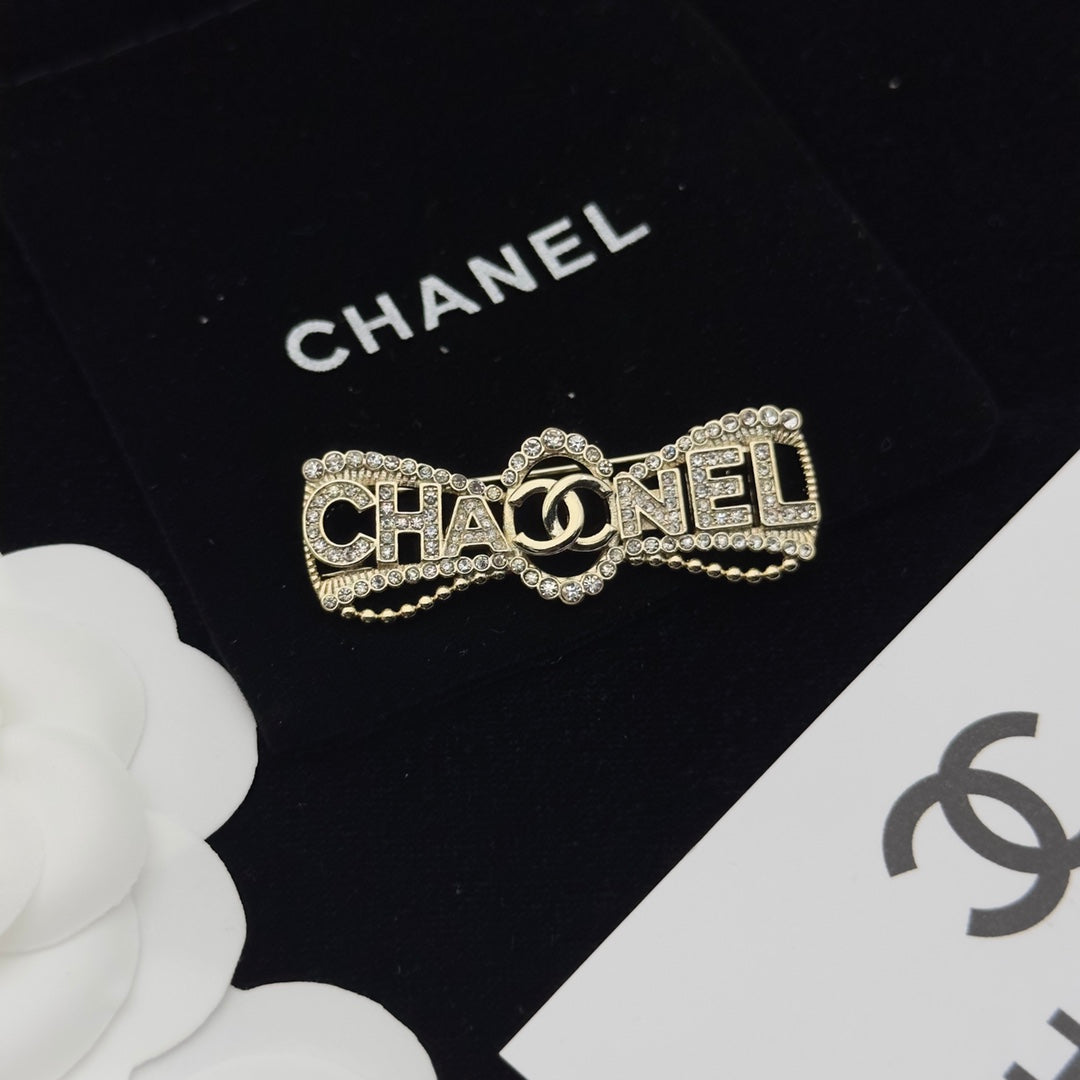 CC Brooch Gold 173219