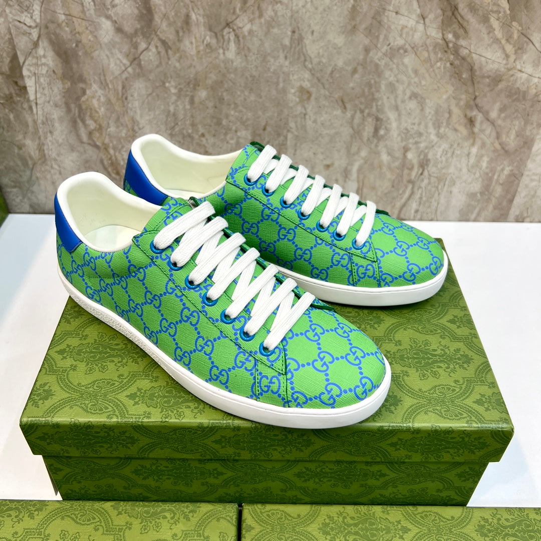 GG Men's Supreme Sneaker Green Canvas 525927