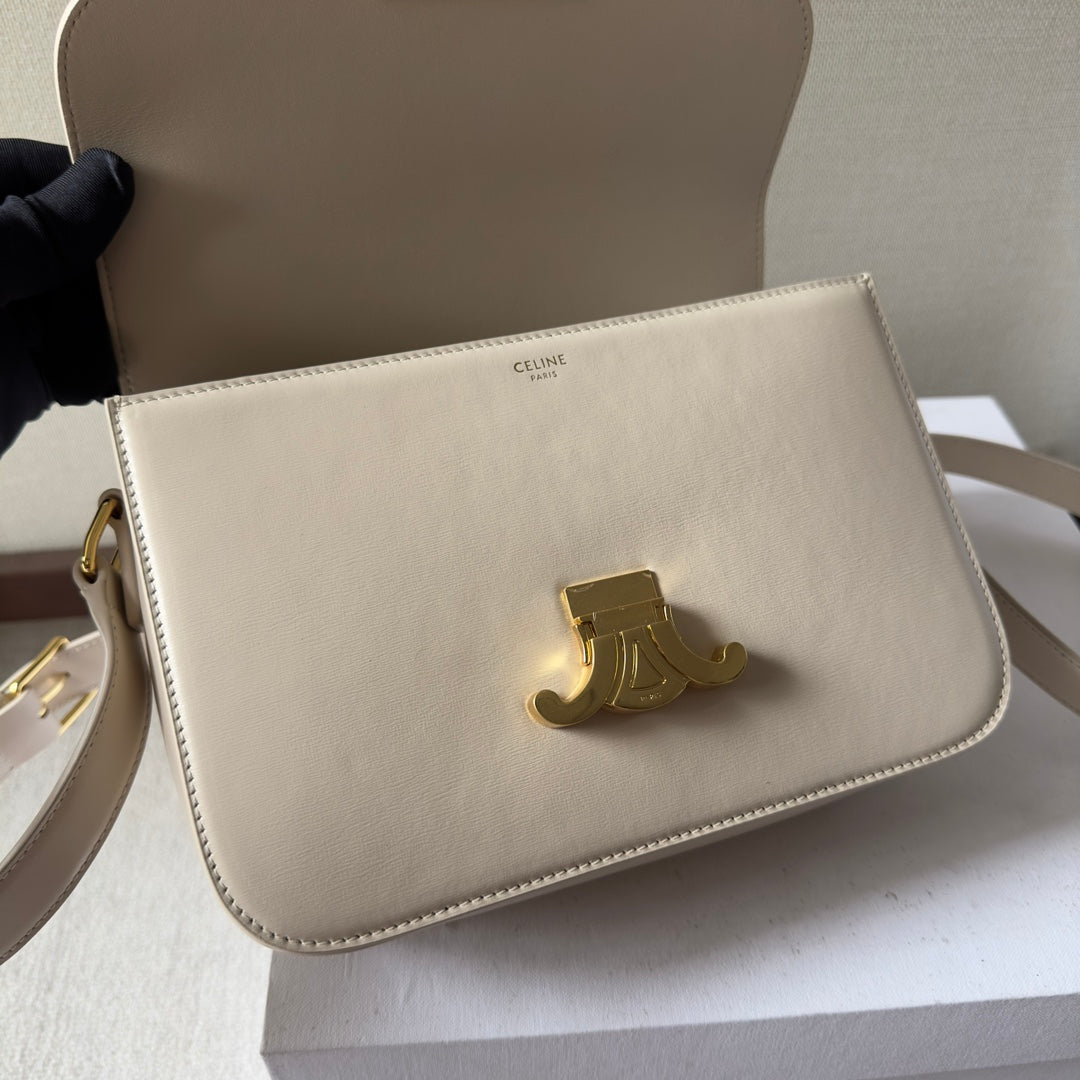 classique triomphe 22 cream calfskin gold hardware