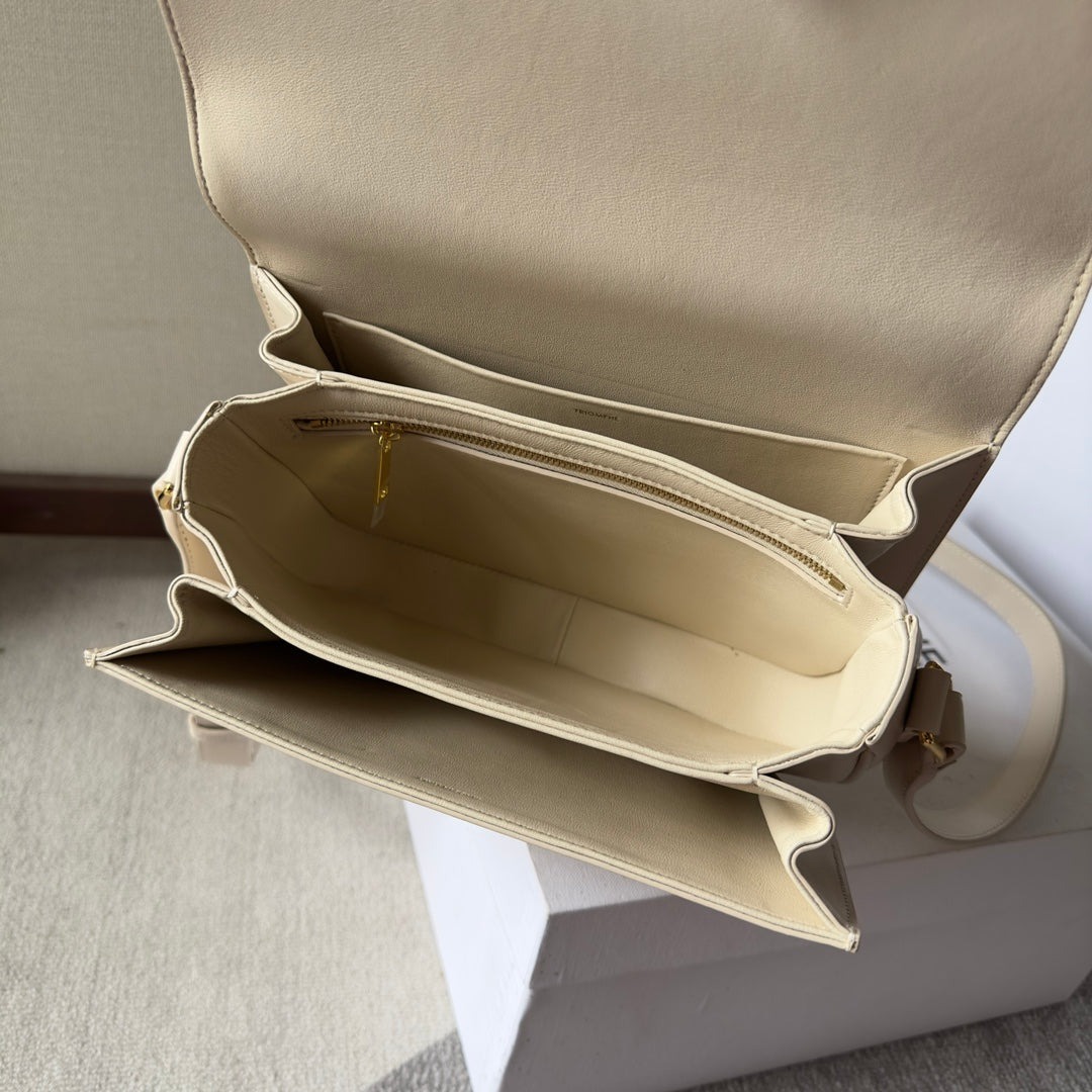 classique triomphe 22 cream calfskin gold hardware