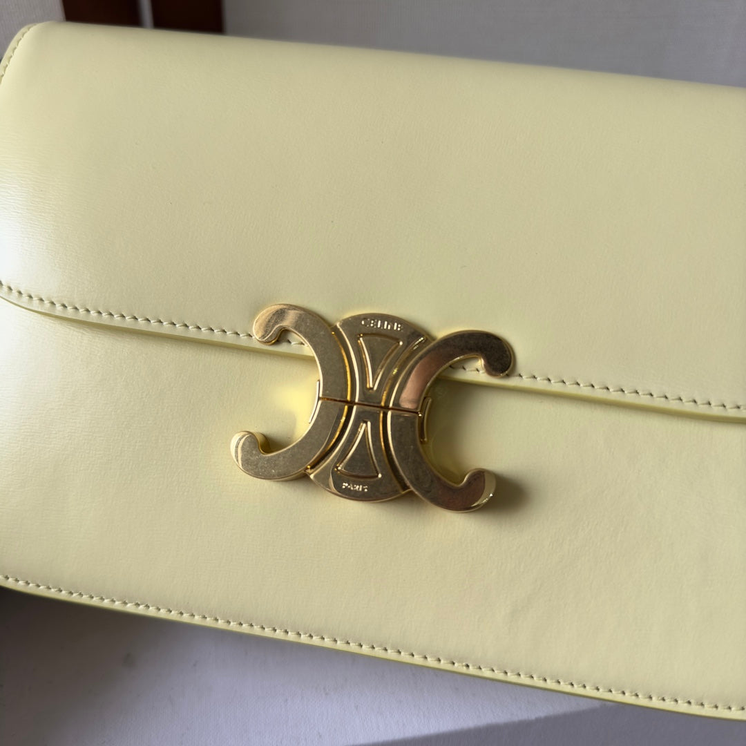 classique triomphe 22 lime calfskin gold hardware