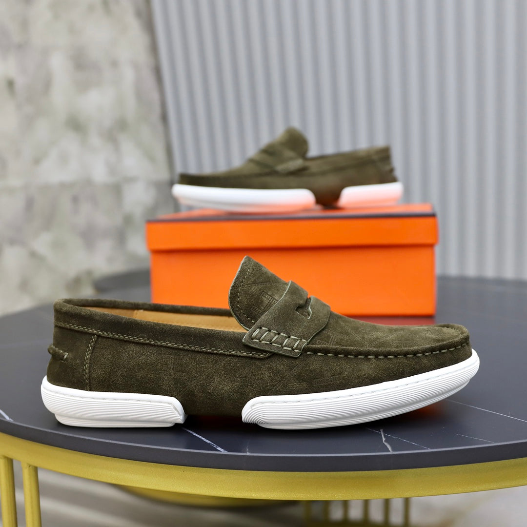 HM GUILLAUME LOAFER OLIVE SUEDE