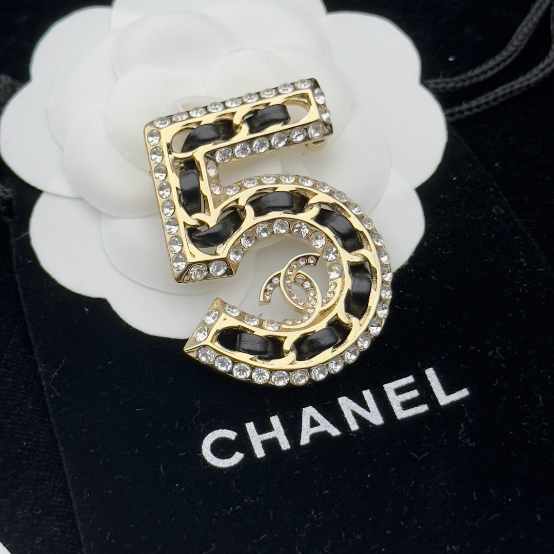 CC Brooch Gold 174155