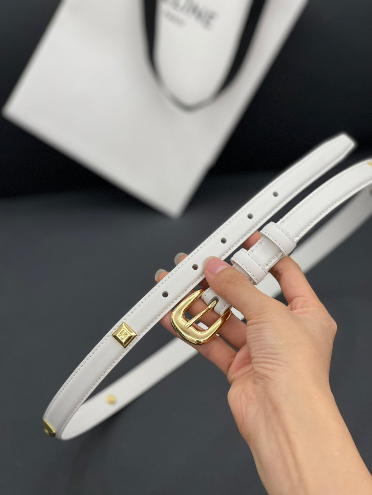 CL SMALL 18 MM TRIOMPHE BELT IN TAURILLON WHITE LEATHER GOLD HARDWARE