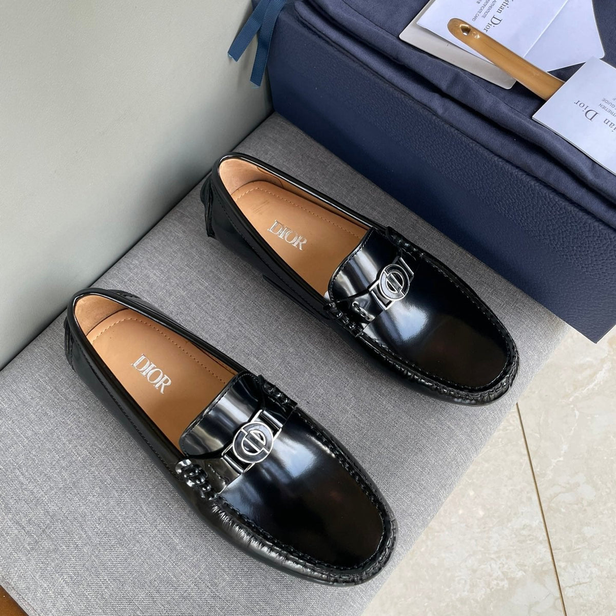 CD JUAL ICON BUCKLE LOAFER BLACK POLISHED CALFSKIN