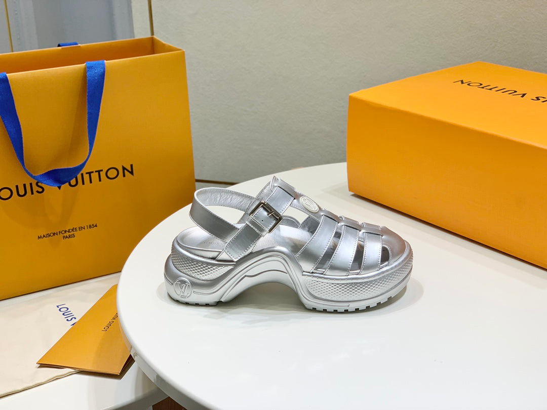 Louis Vuitton 2026 Roman Retro Style Sports Sandals 787760