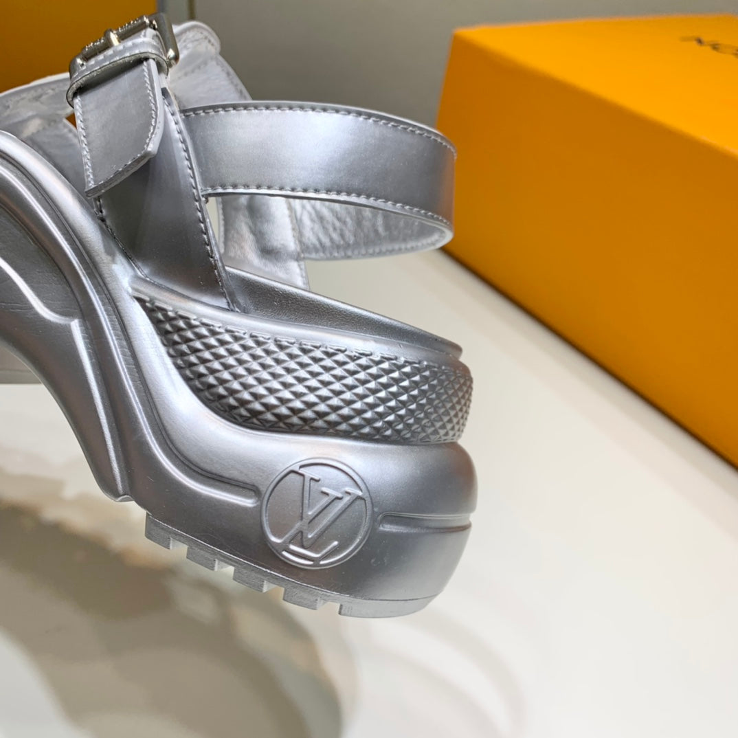 Louis Vuitton 2026 Roman Retro Style Sports Sandals 787760