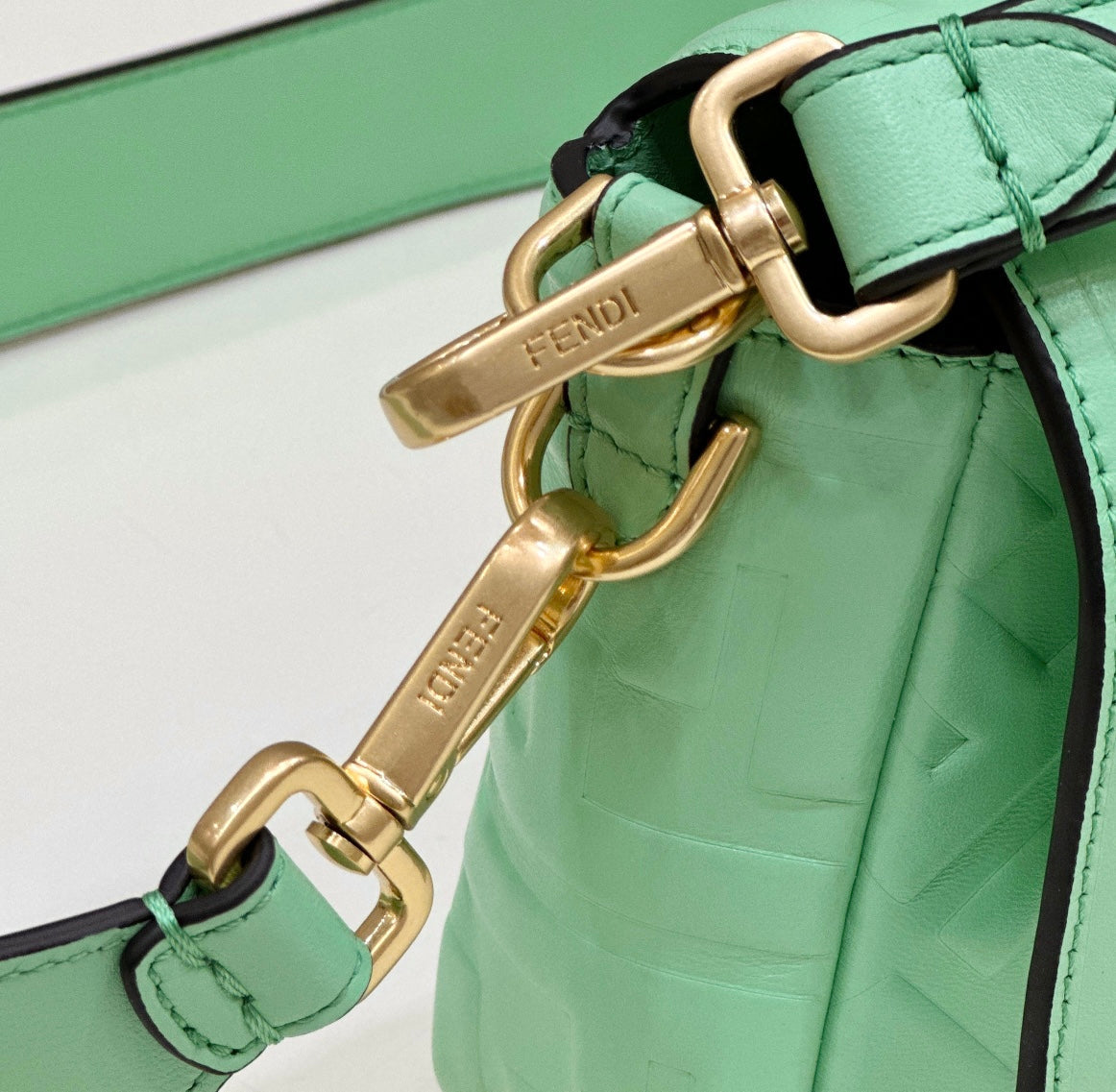 Baguette 27cm Green Lambskin Gold Hardware