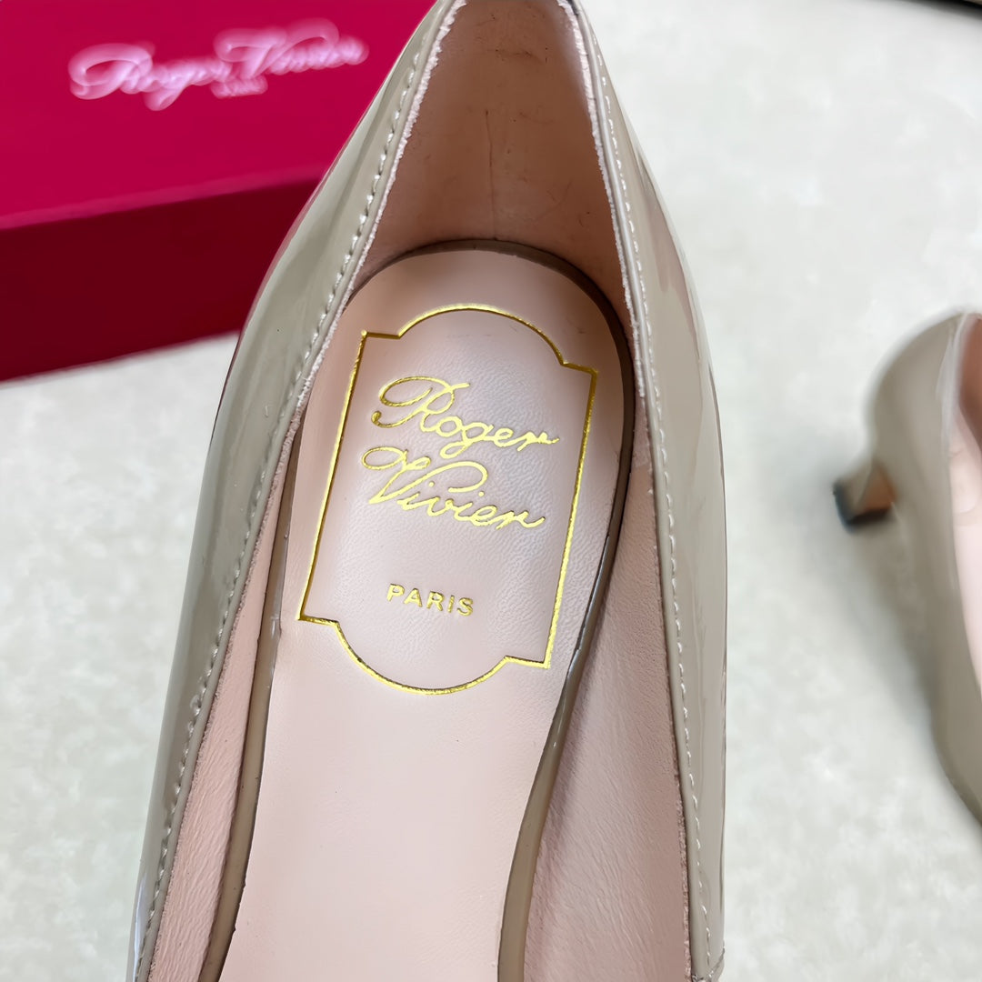Belle Viv Edition Metal Buckle Pumps 65 Camel Patent Leather