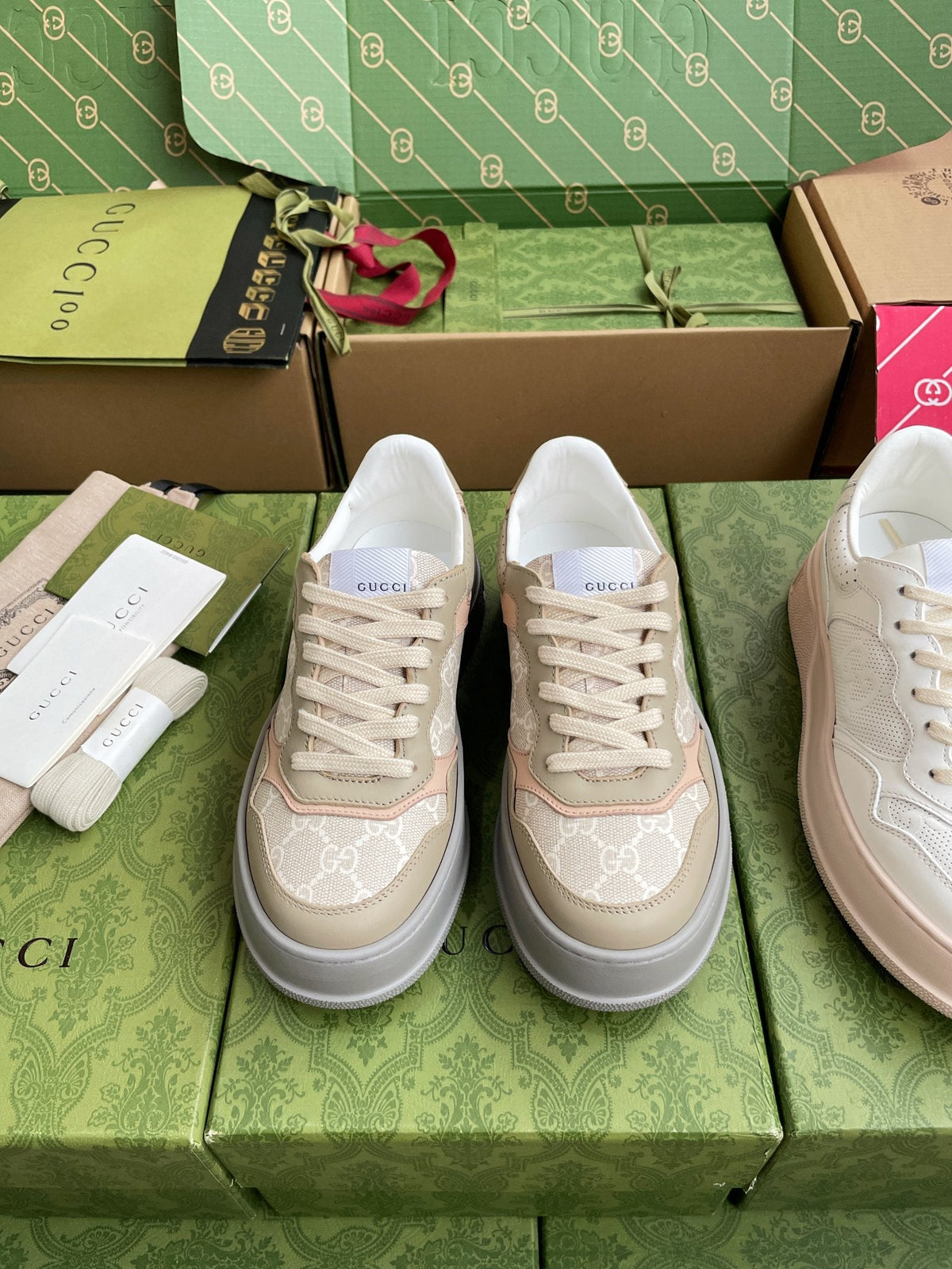 GG 26 Sneaker Beige Gray Canvas Calfskin 632890