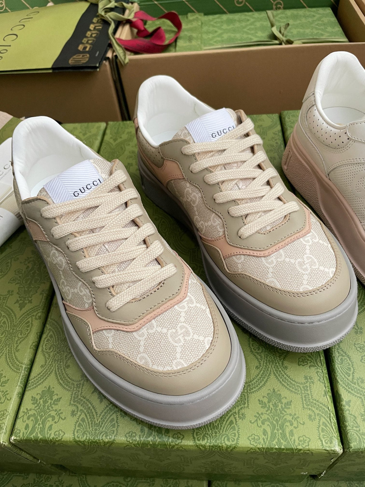 GG 26 Sneaker Beige Gray Canvas Calfskin 632890