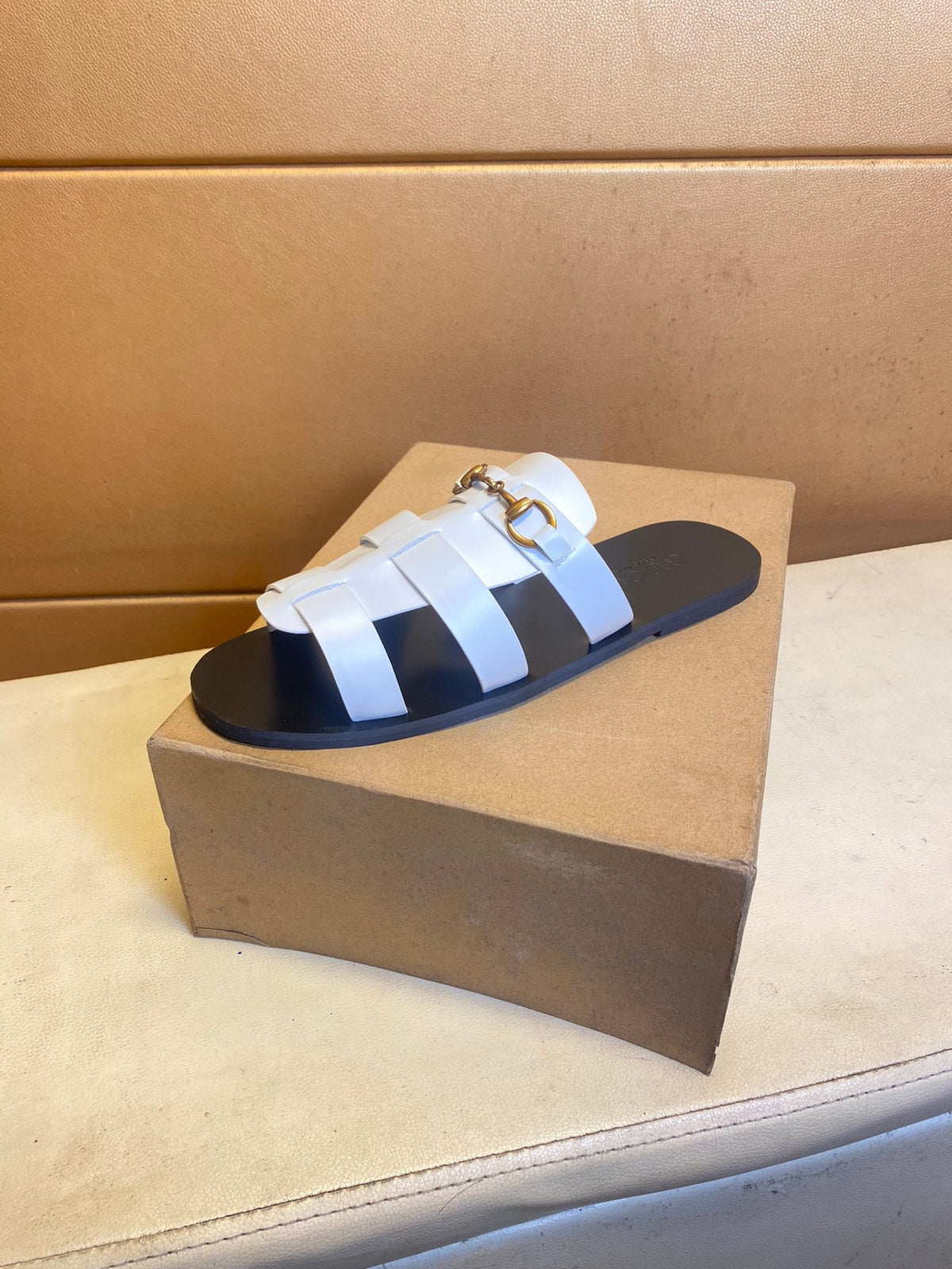 GG Men's Sandals Slide White Cowhide 724697