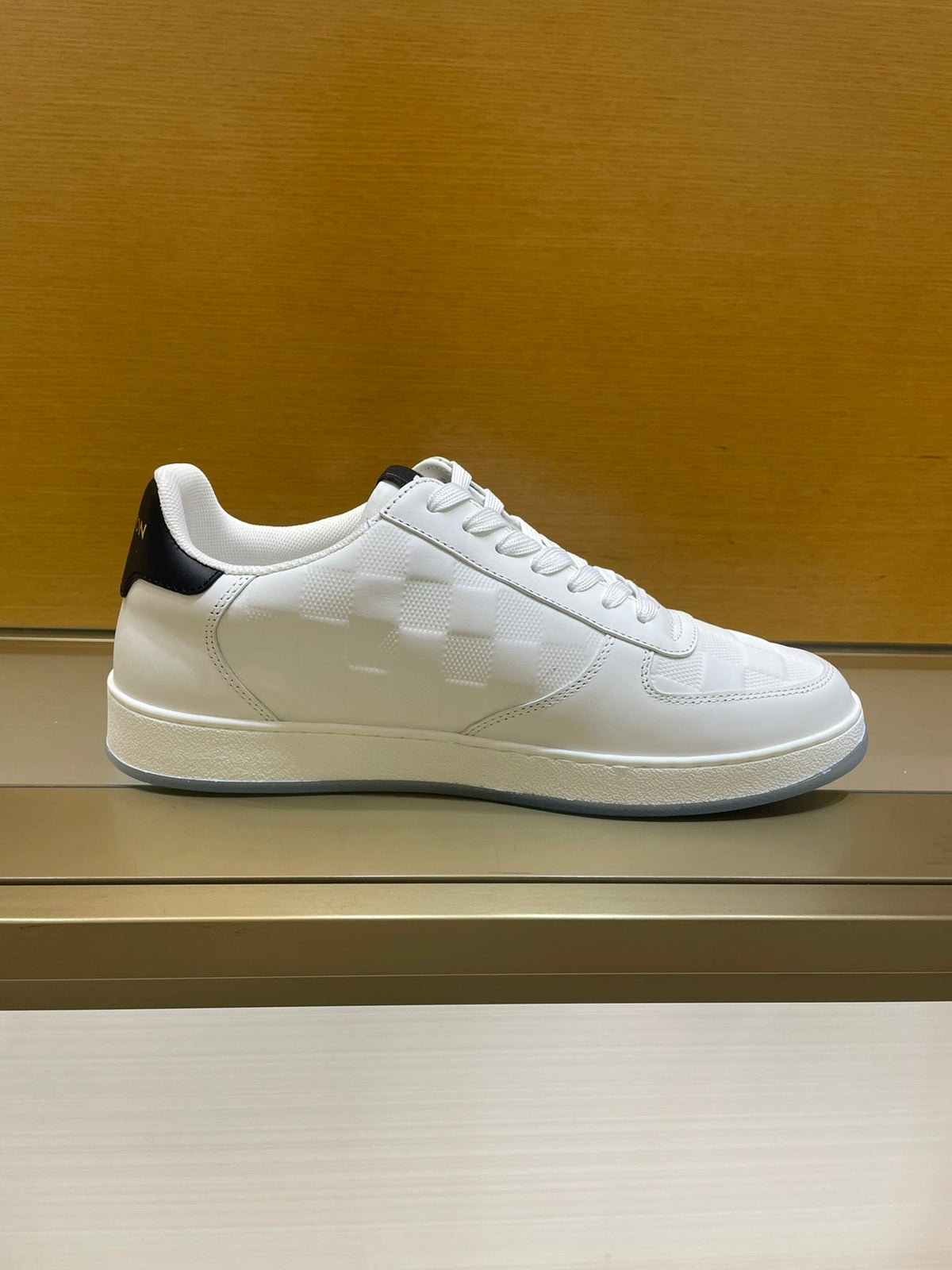 LV RIVOLI SNEAKER MEN WHITE