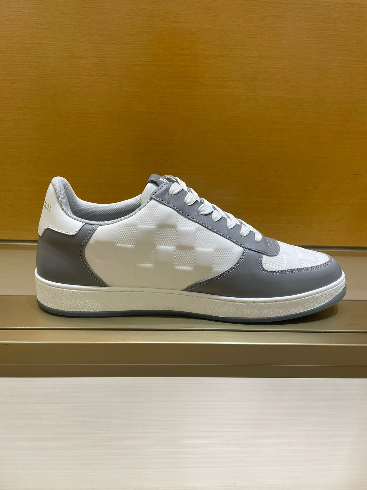 LV RIVOLI SNEAKER MEN GREY WHITE