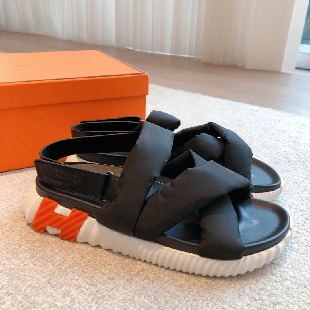 HM ELECTRIC SANDAL BLACK FABRIC AND CALFSKIN