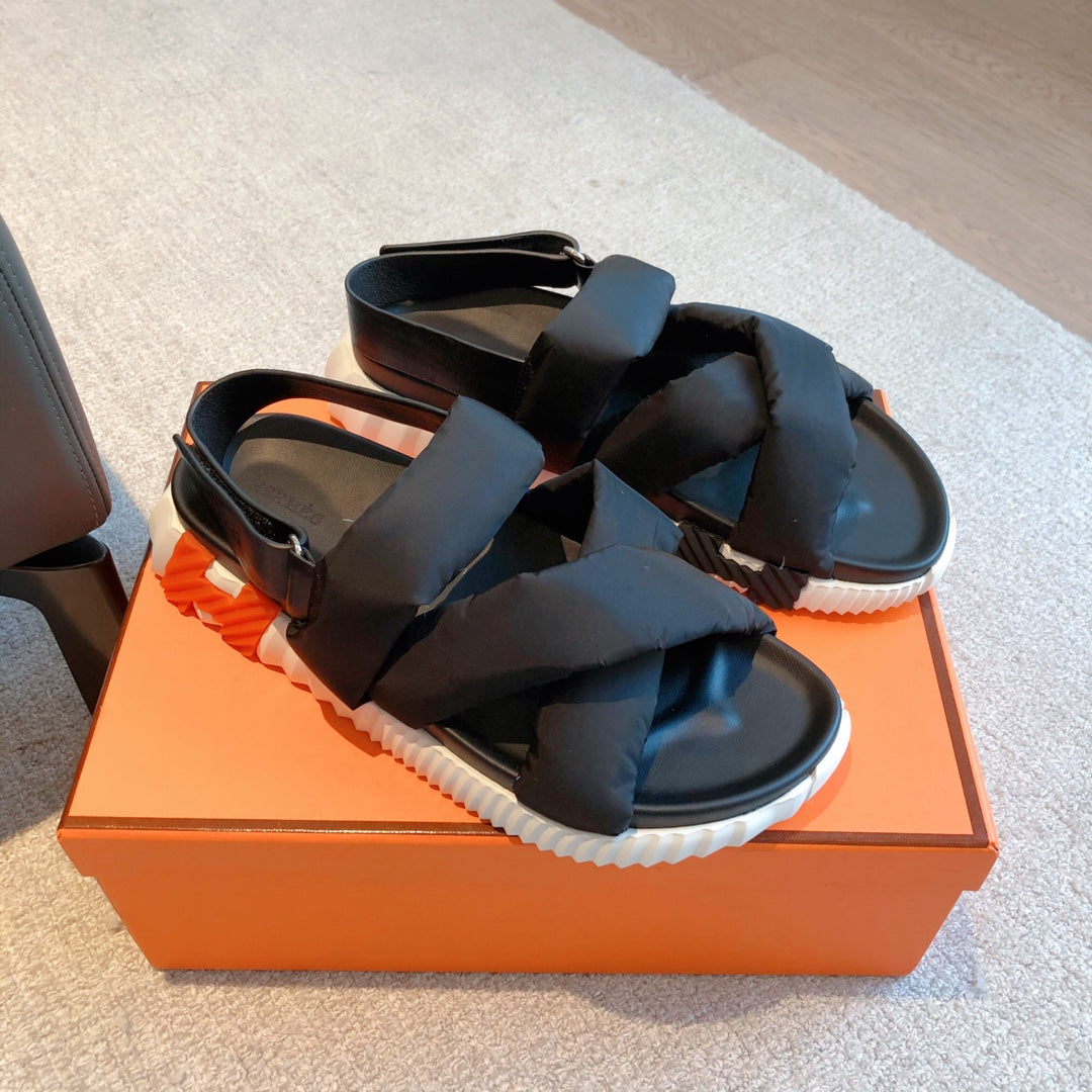 HM ELECTRIC SANDAL BLACK FABRIC AND CALFSKIN