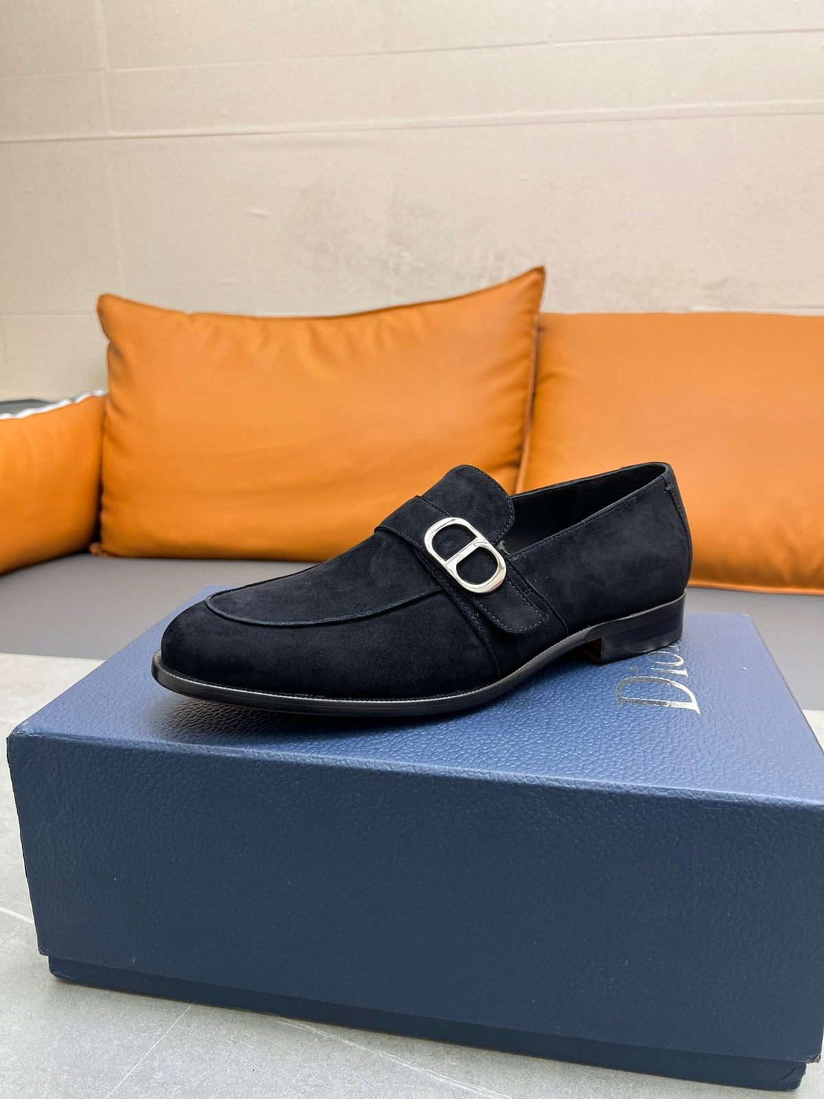 CD SYMBOL GRANVILLE EDGE BEADS LOAFER BLACK SUEDE