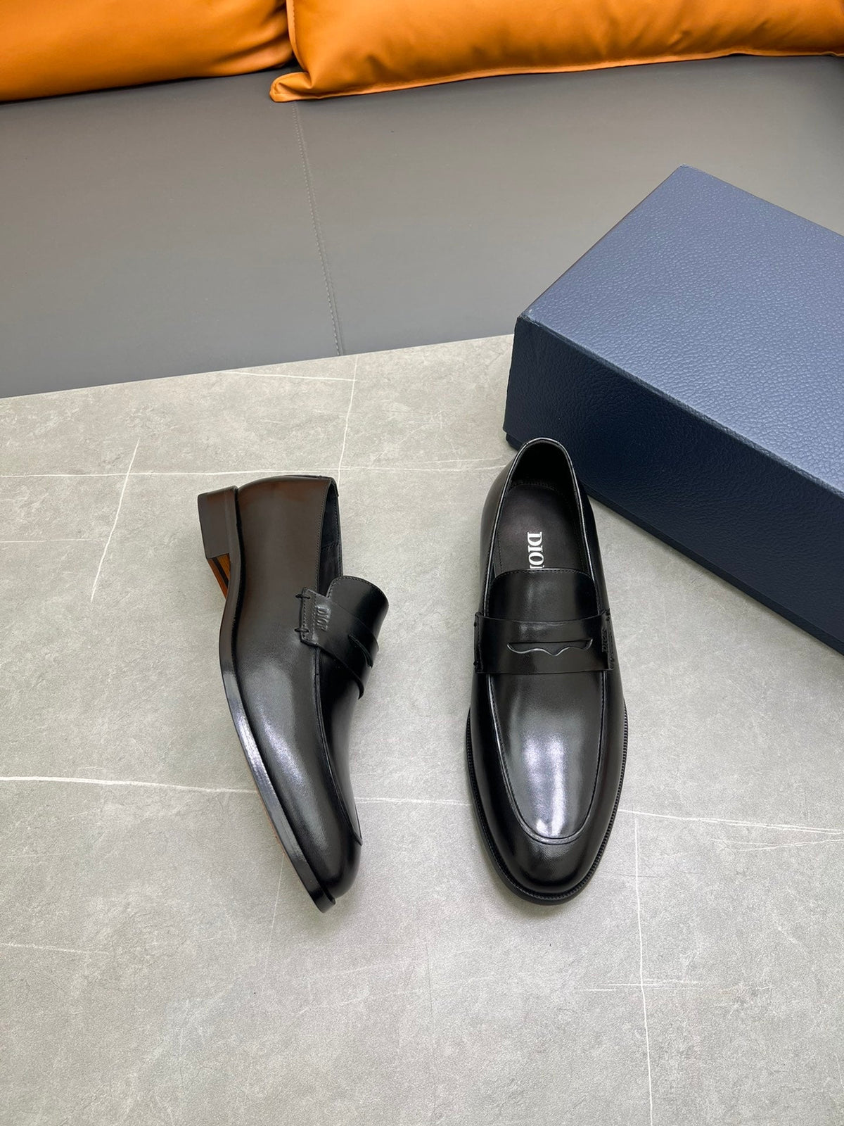 CD GRANVILLE LOAFER BLACK CALFSKIN