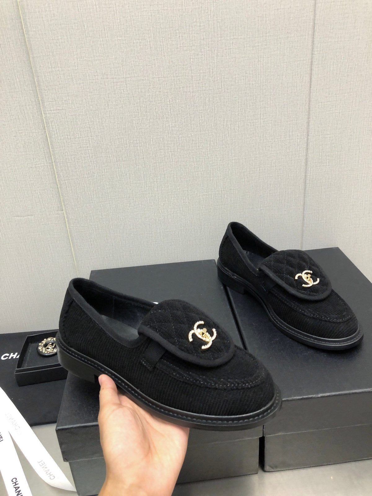 moccasins black denim 40mm