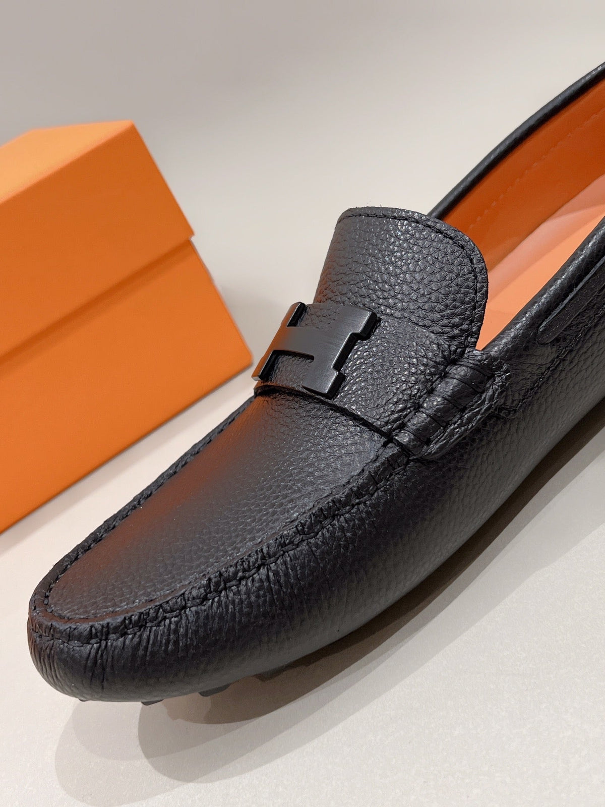HM Men's Loafer Black Cowhide 557566