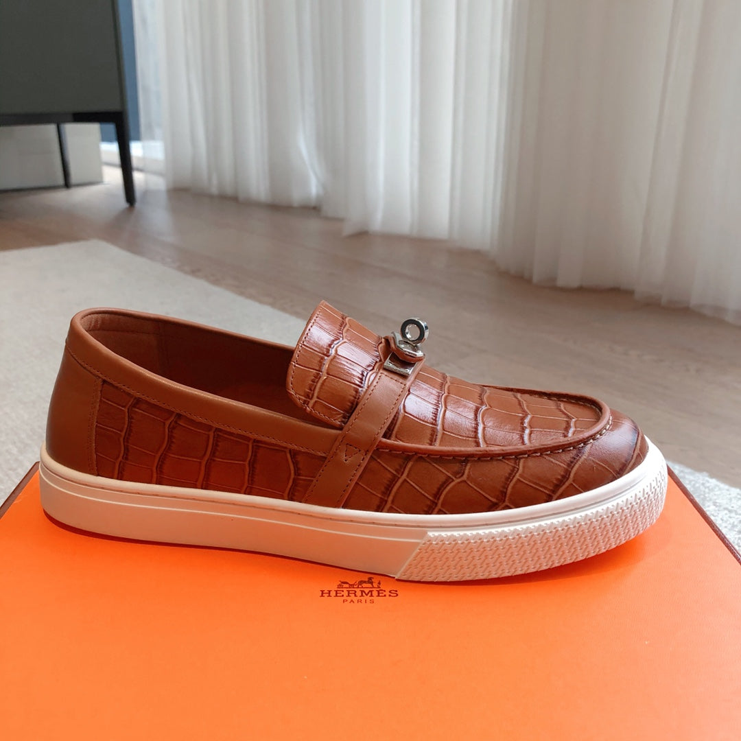 HM GAME SLIP-ON CROCODILE MOTIF SNEAKER FIRE CALFSKIN