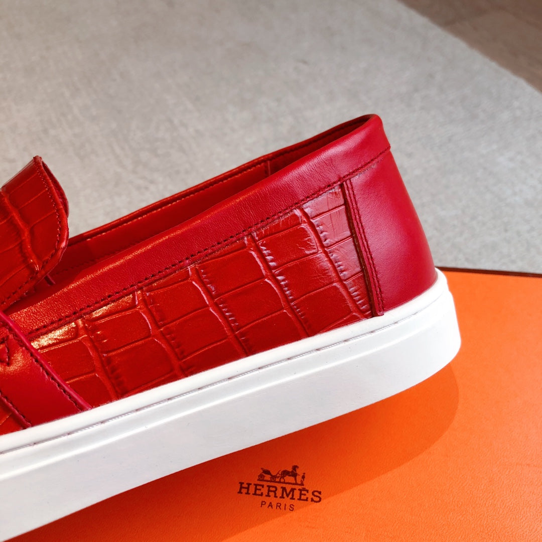 HM GAME SLIP-ON CROCODILE MOTIF SNEAKER RED CALFSKIN