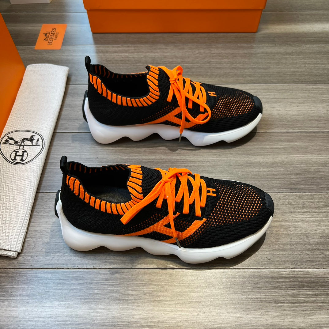HM FLEX SLIP-ON SNEAKER BLACK AND ORANGE WOVEN FABRIC