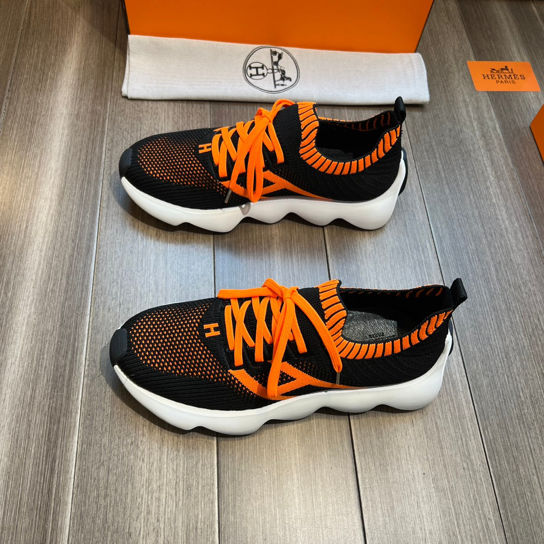 HM FLEX SLIP-ON SNEAKER BLACK AND ORANGE WOVEN FABRIC