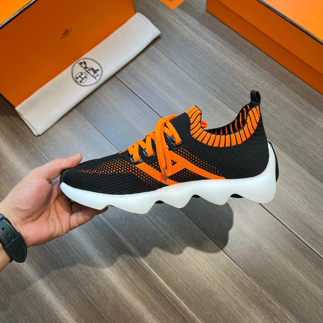 HM FLEX SLIP-ON SNEAKER BLACK AND ORANGE WOVEN FABRIC