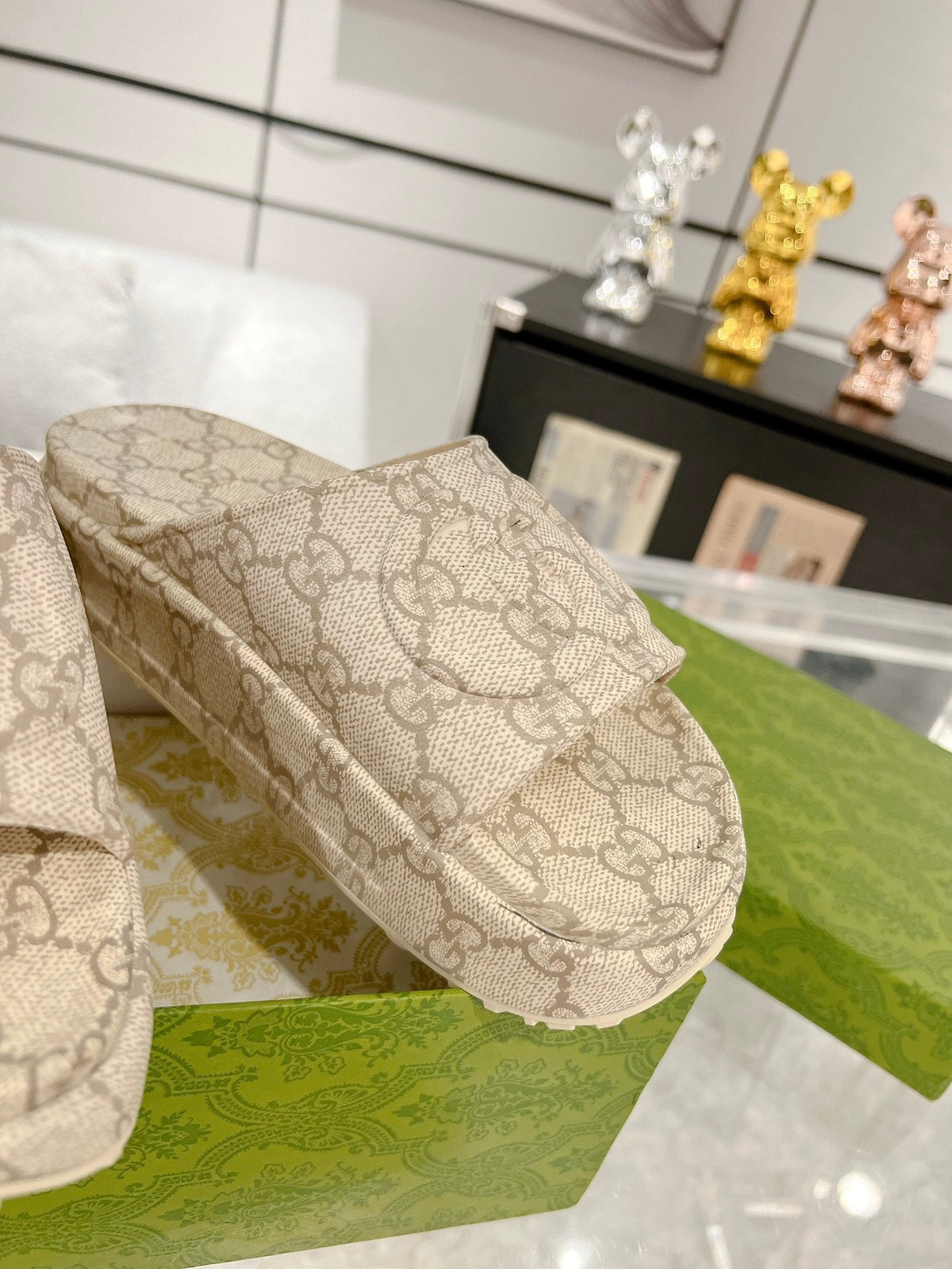 GC 25 Interlocking G 50mm Slide Sandal Monogram Beige Cowhide 292388