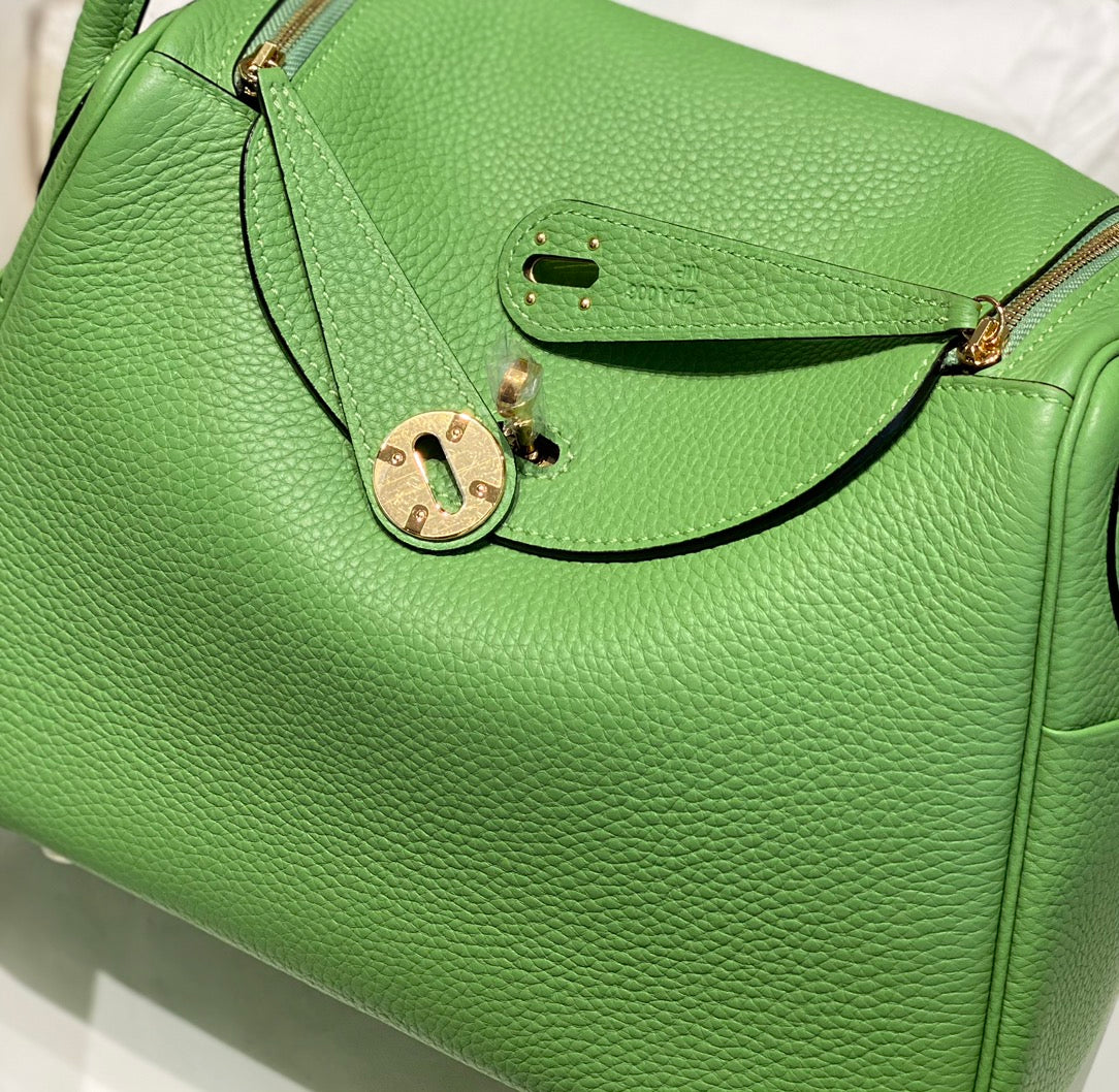 HM LINDY 30 BAG KELLY GREEN TAURILLON CLEMENCE LEATHER