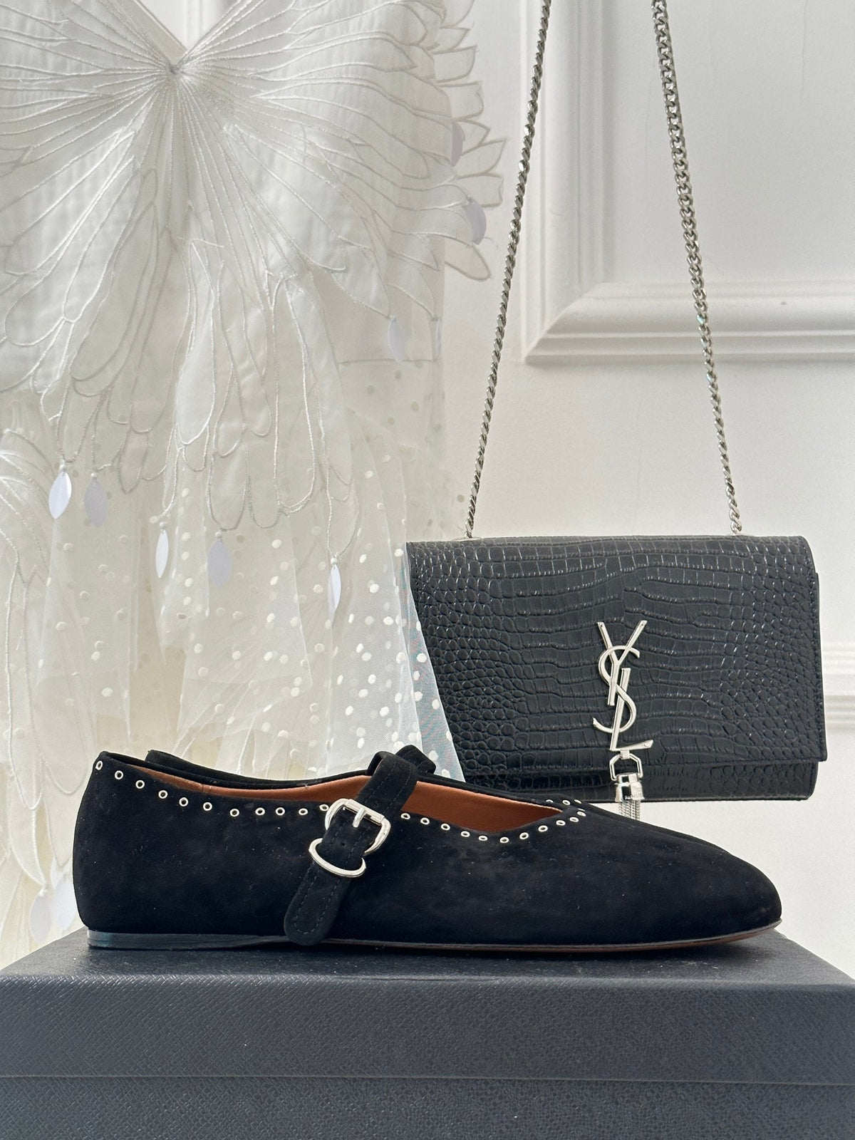 Alaia 25 Ballet Flats Black Suede 293240