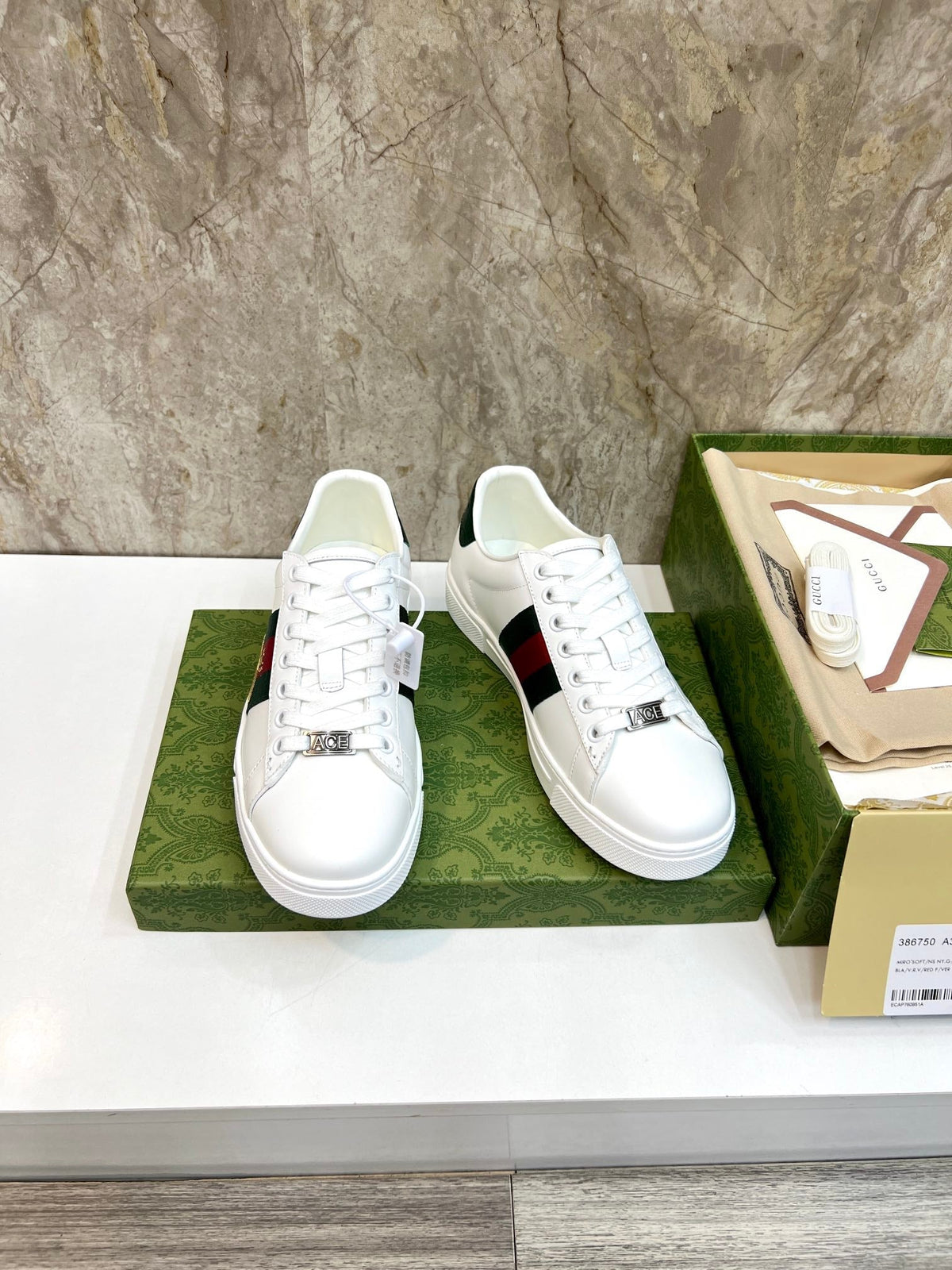 GG Men's ACE Sneaker White Cowhide 525964