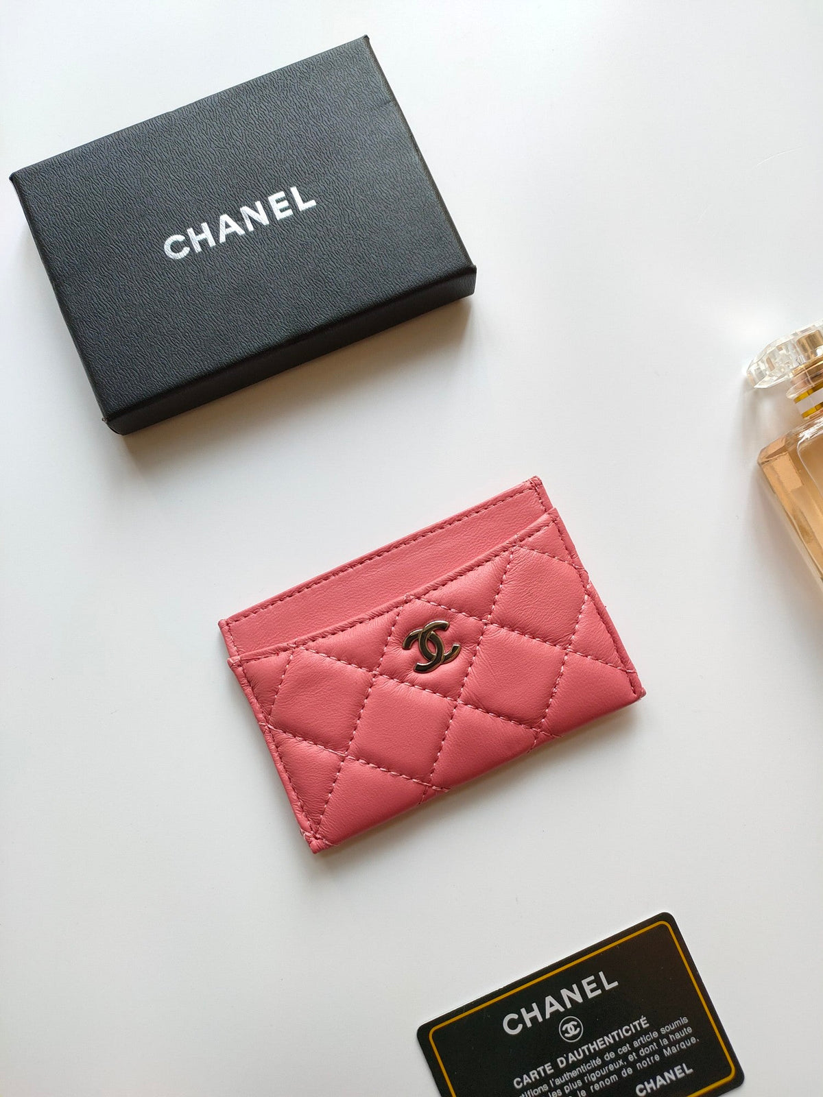 CC CARD HOLDER 11.2 BLUSH PINK CALFSKIN GOLD ICON