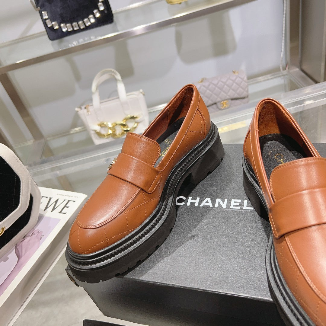CC Moccasins 45mm Brown Orange Lambskin