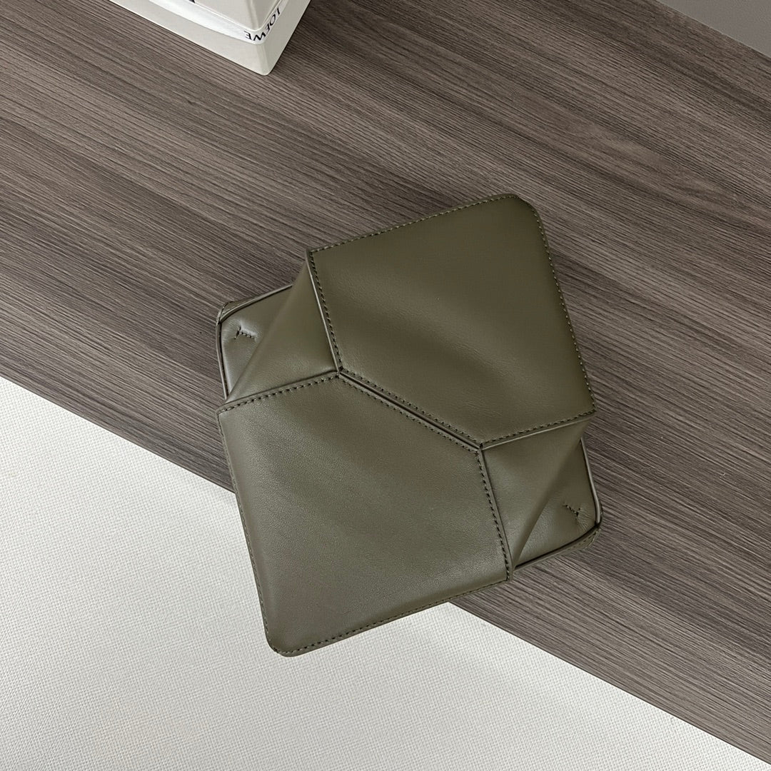 Loewe Puzzle Fold Handbag Dark Khaki Green Cowhide 254368