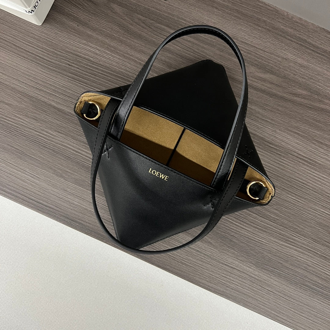 Loewe Puzzle Fold Handbag Black Cowhide 254366
