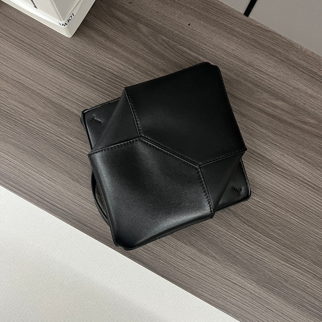 Loewe Puzzle Fold Handbag Black Cowhide 254366