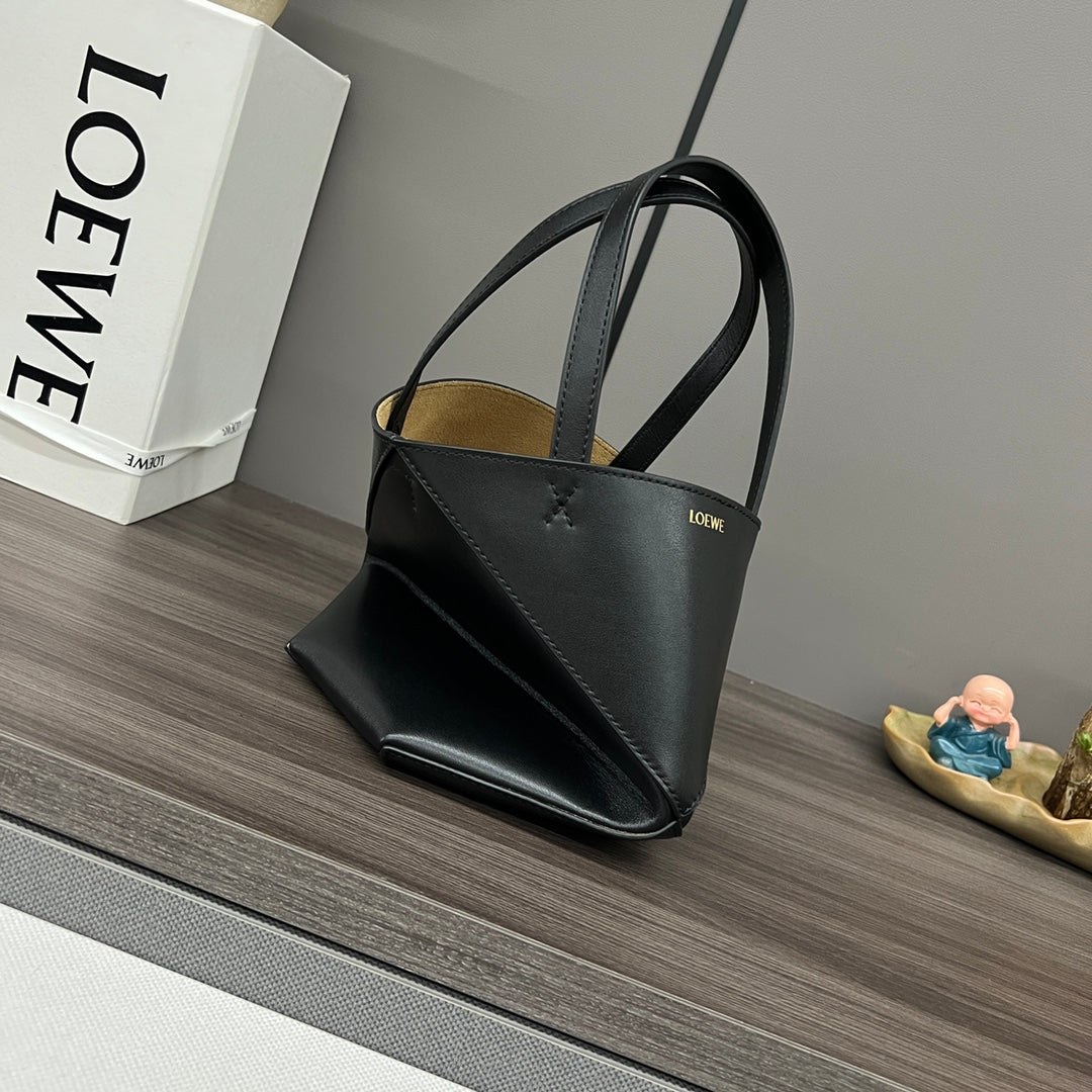 Loewe Puzzle Fold Handbag Black Cowhide 254366