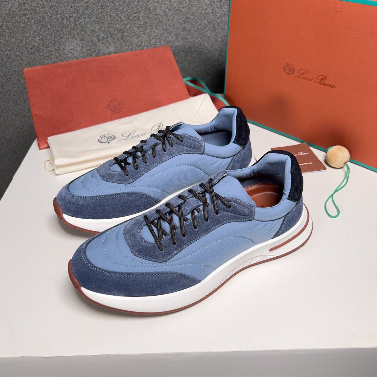 LP WEEKEND WALK SNEAKERS SKY SUEDE