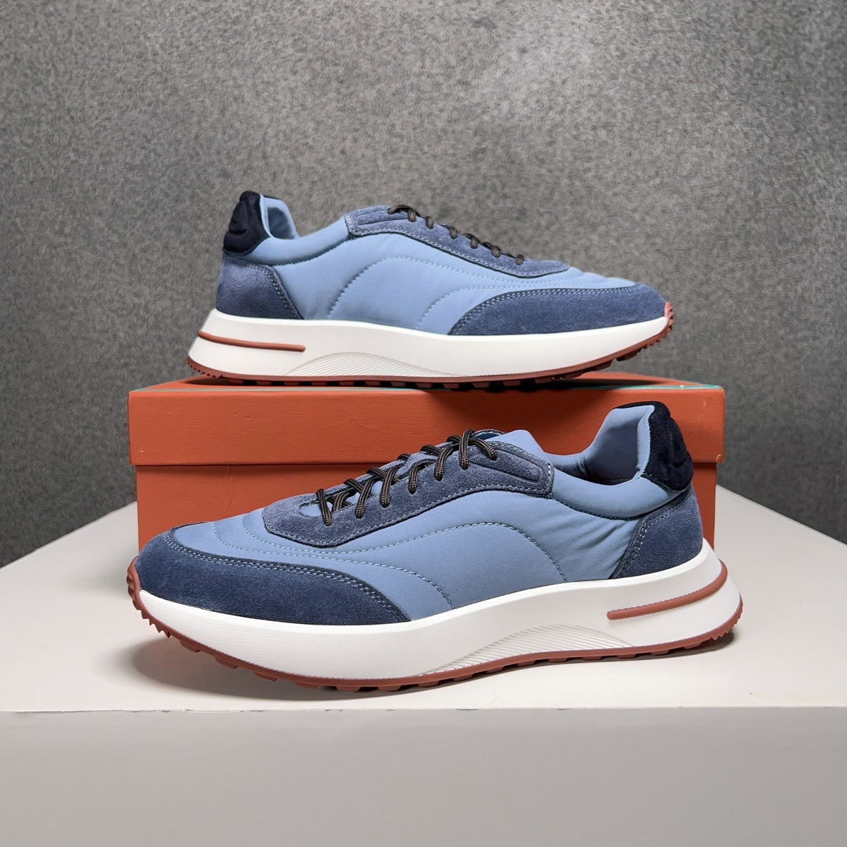 LP WEEKEND WALK SNEAKERS SKY SUEDE