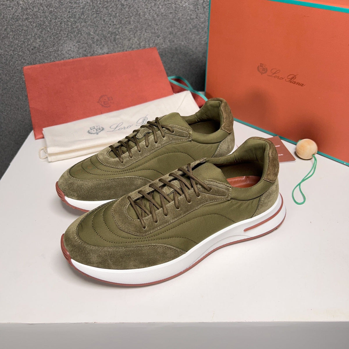 LP WEEKEND WALK SNEAKERS OLIVE SUEDE