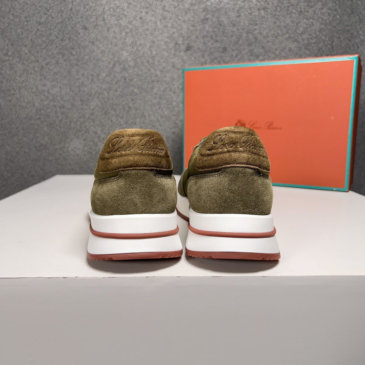 LP WEEKEND WALK SNEAKERS OLIVE SUEDE