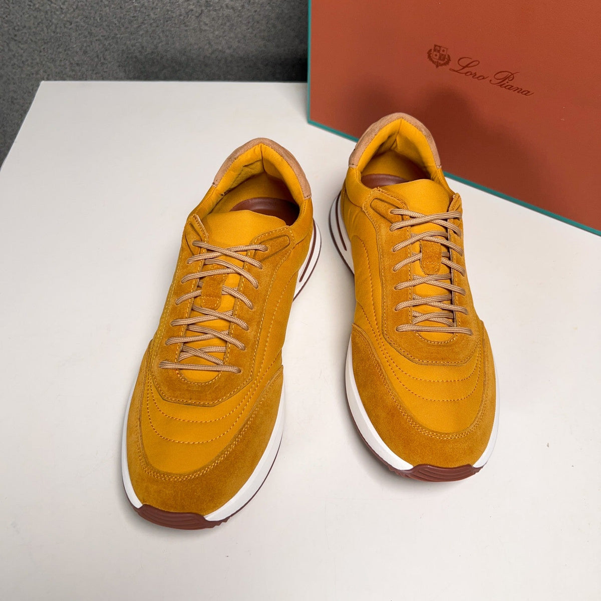 LP WEEKEND WALK SNEAKERS YELLOW SUEDE
