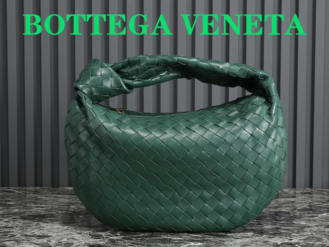 bv teen jodie 36cm dark green lambskin