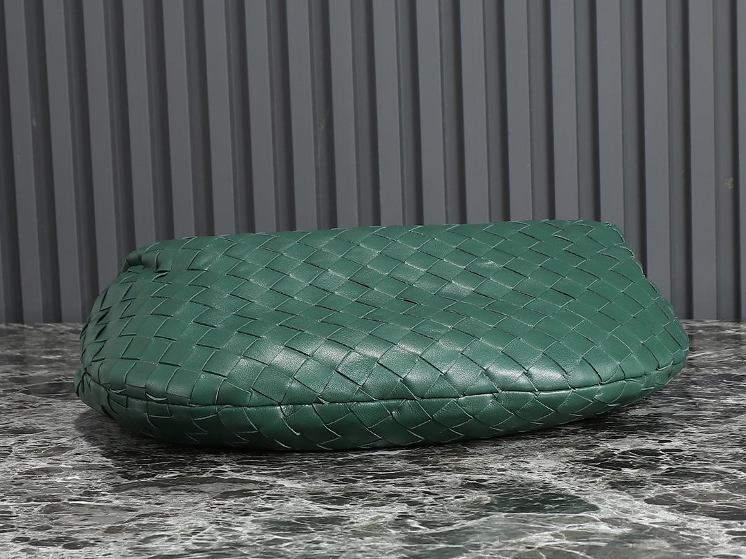 bv teen jodie 36cm dark green lambskin
