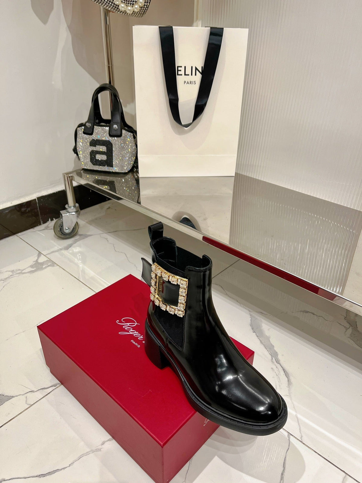 Viv Short Diamond Boots Black Cowhide 365202